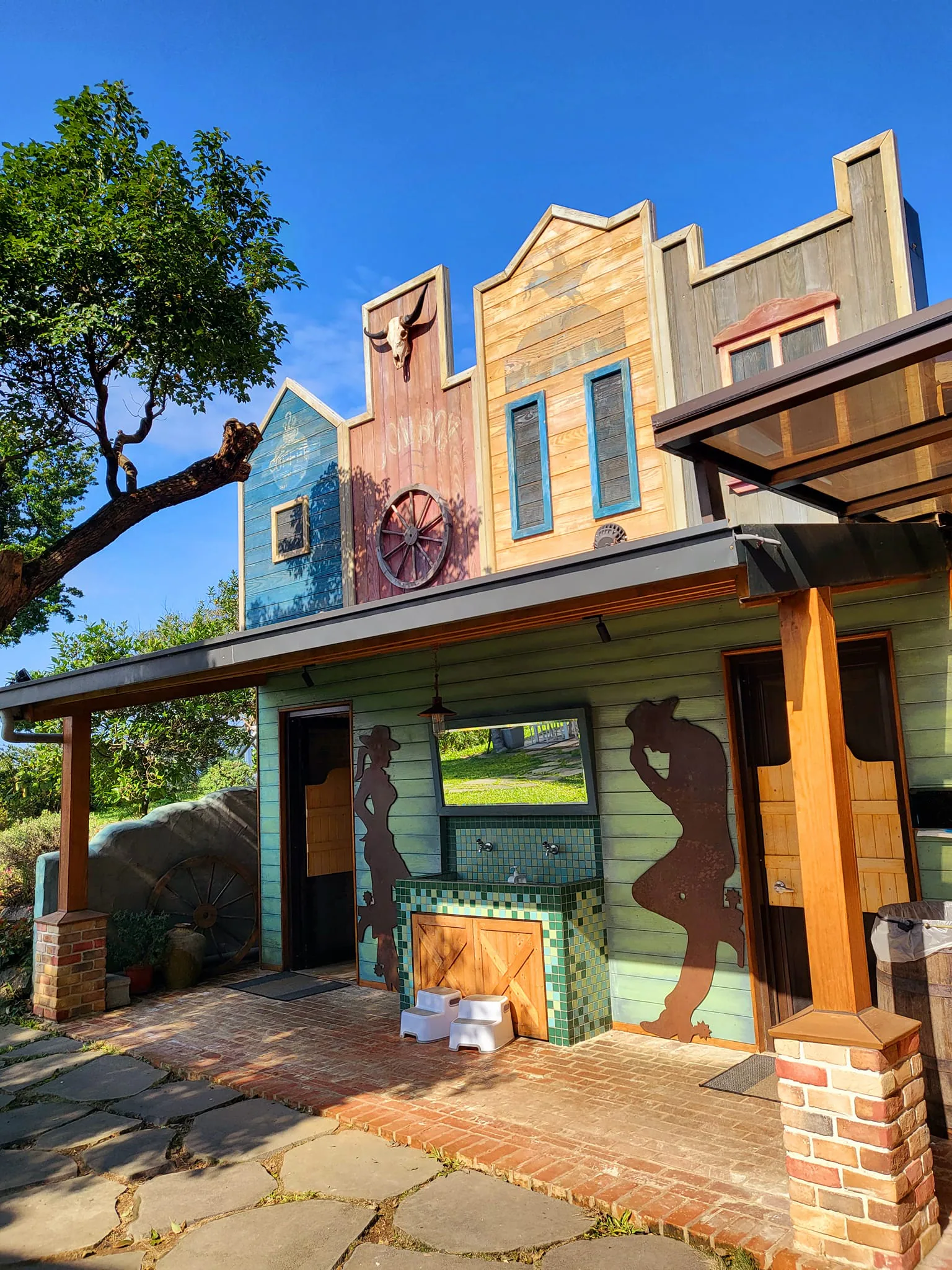 COWBOYMANOR8