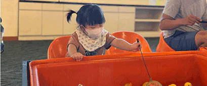 【宜蘭綺麗觀光園區】室內親子樂園、餵梅花鹿、卡丁車、水彈槍戰