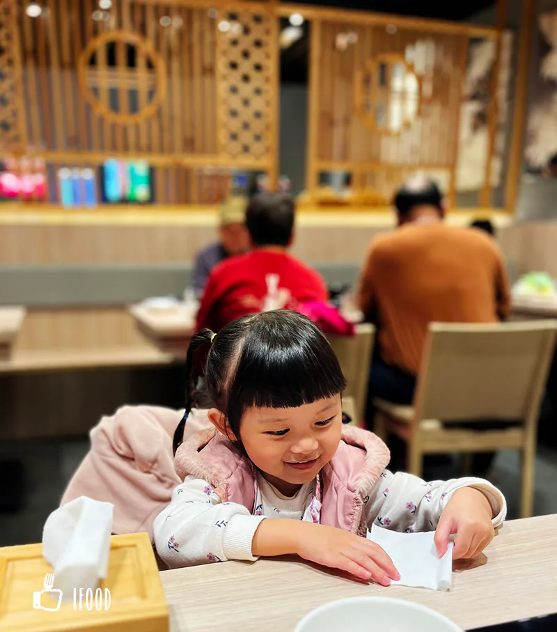 築間 幸福鍋物 用餐環境